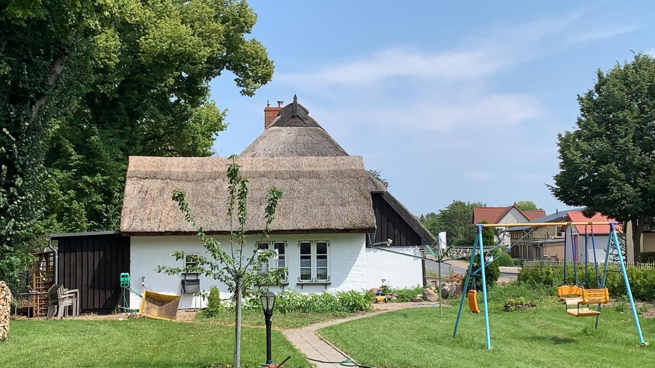 Ferienhaus Alte Schule Rambin Auf Ruegen Extérieur photo