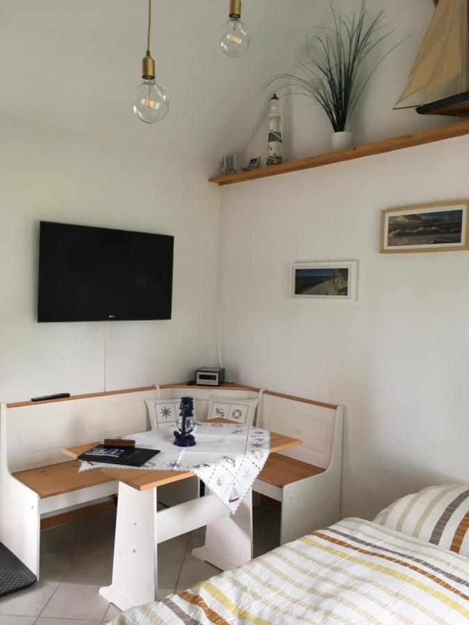 Ferienhaus Alte Schule Rambin Auf Ruegen Extérieur photo